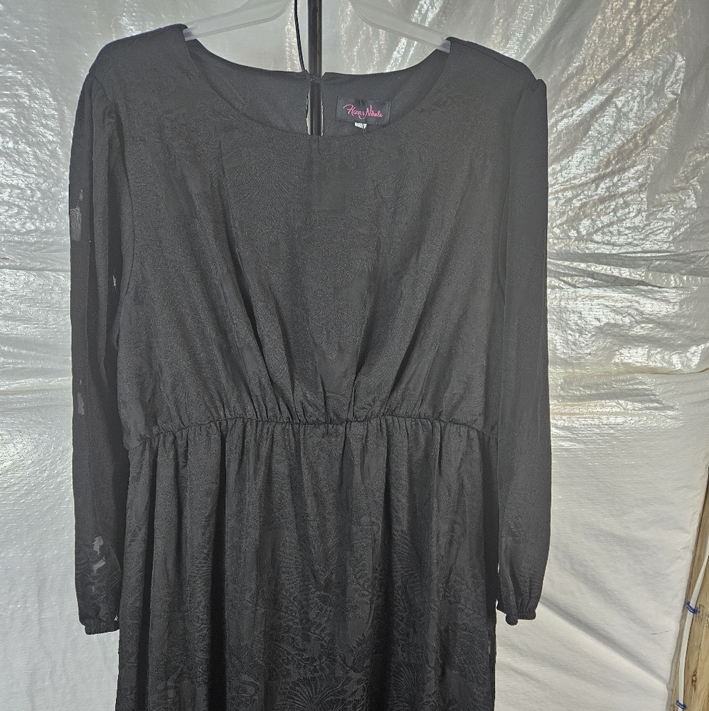 Hanna Nikole Stylish Black Textured Dress